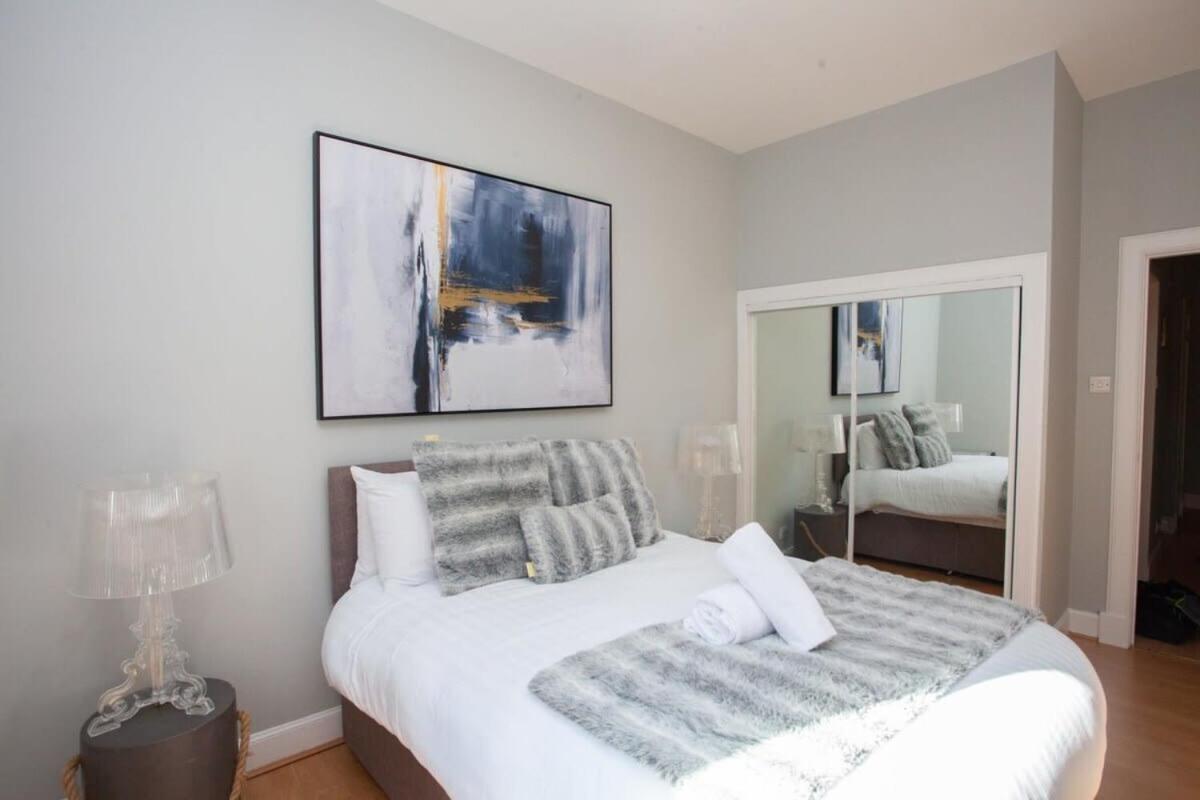 Modern And Refurbished Flat In Merchant City Glasgow Dış mekan fotoğraf