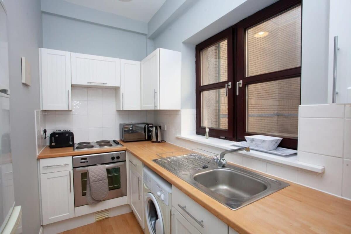 Modern And Refurbished Flat In Merchant City Glasgow Dış mekan fotoğraf